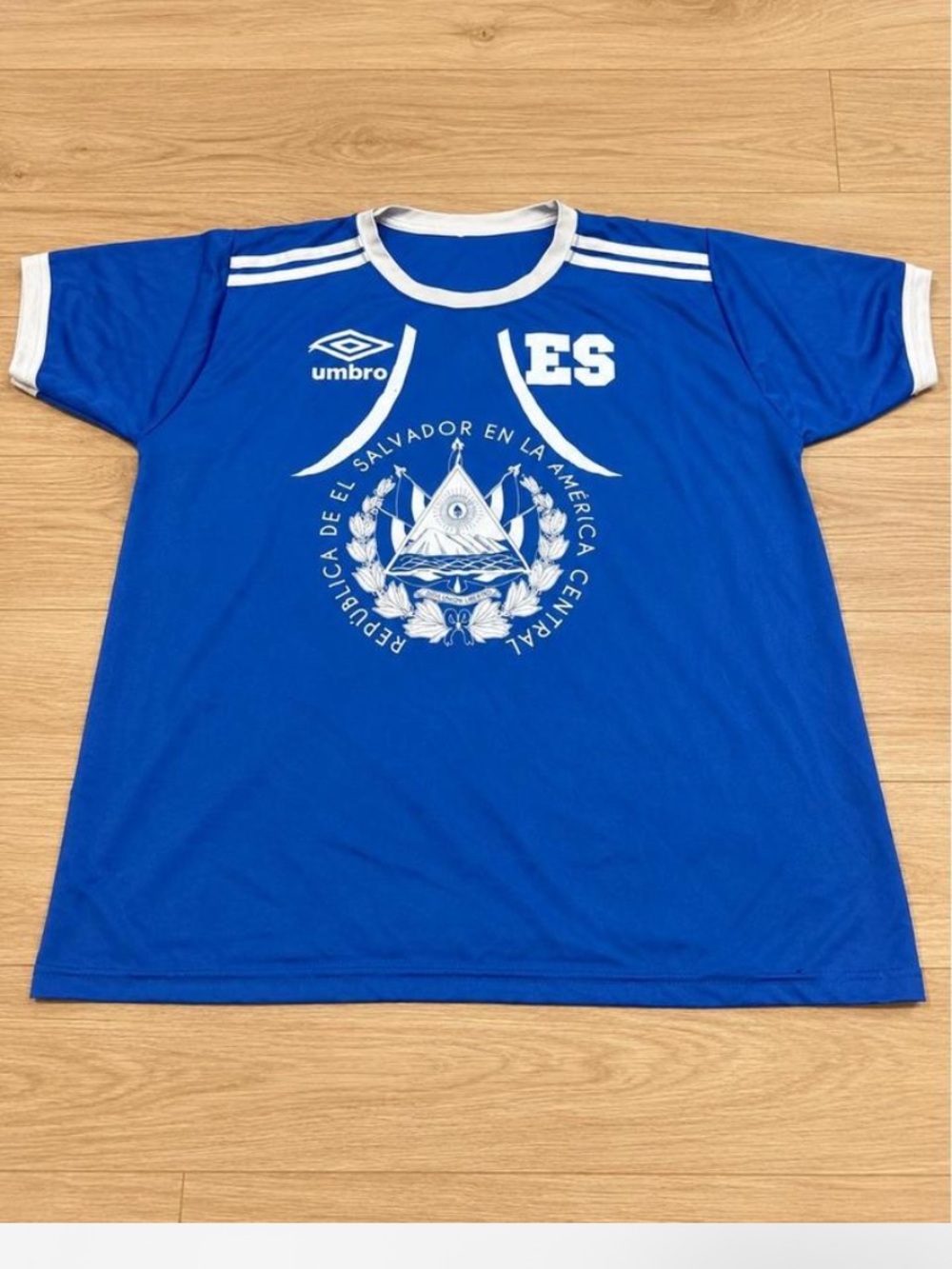 Umbro Blue Short Sleeve Soccer Top with ES Crest